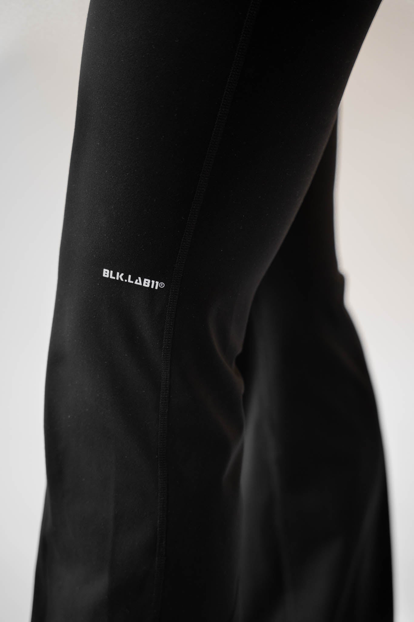 11GROUNDING FLARED PANT