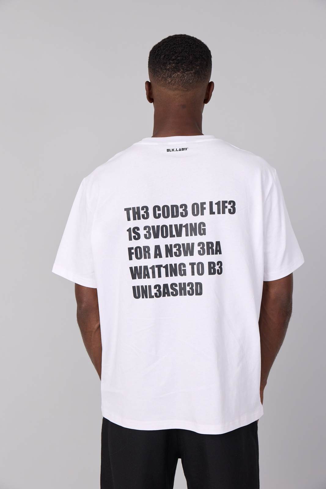 11REFLECT ICON BOX TEE #2